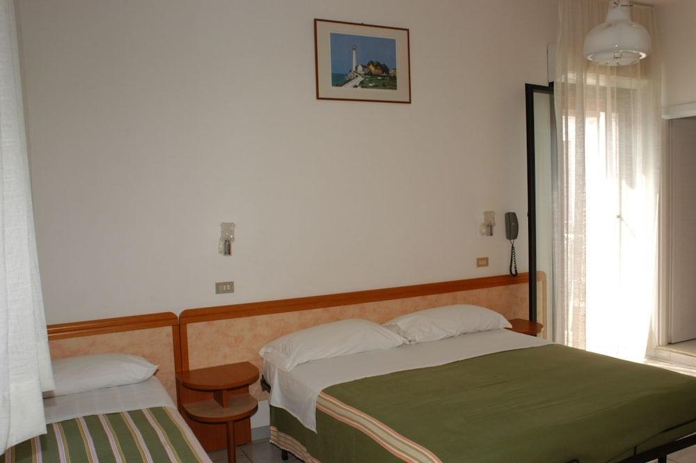 Hotel Roma Residenza Cervia Eksteriør billede