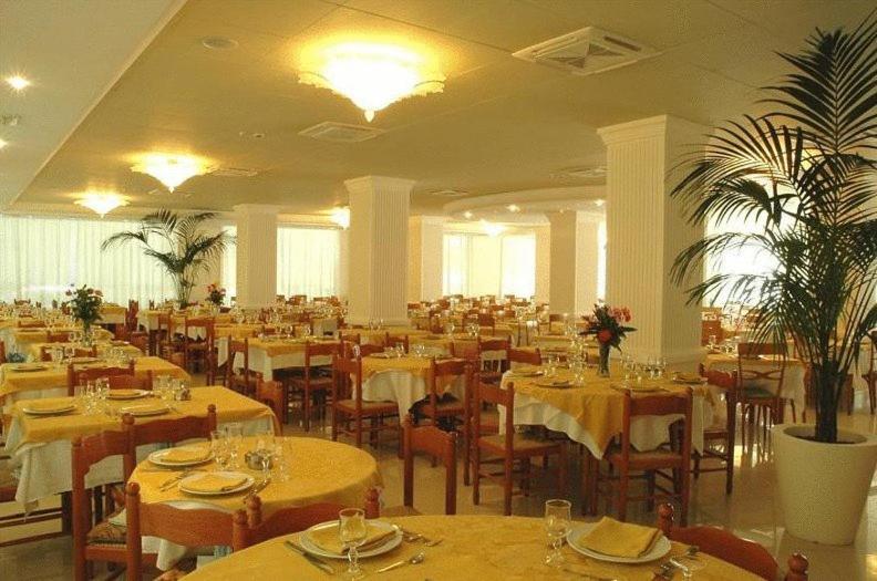 Hotel Roma Residenza Cervia Eksteriør billede