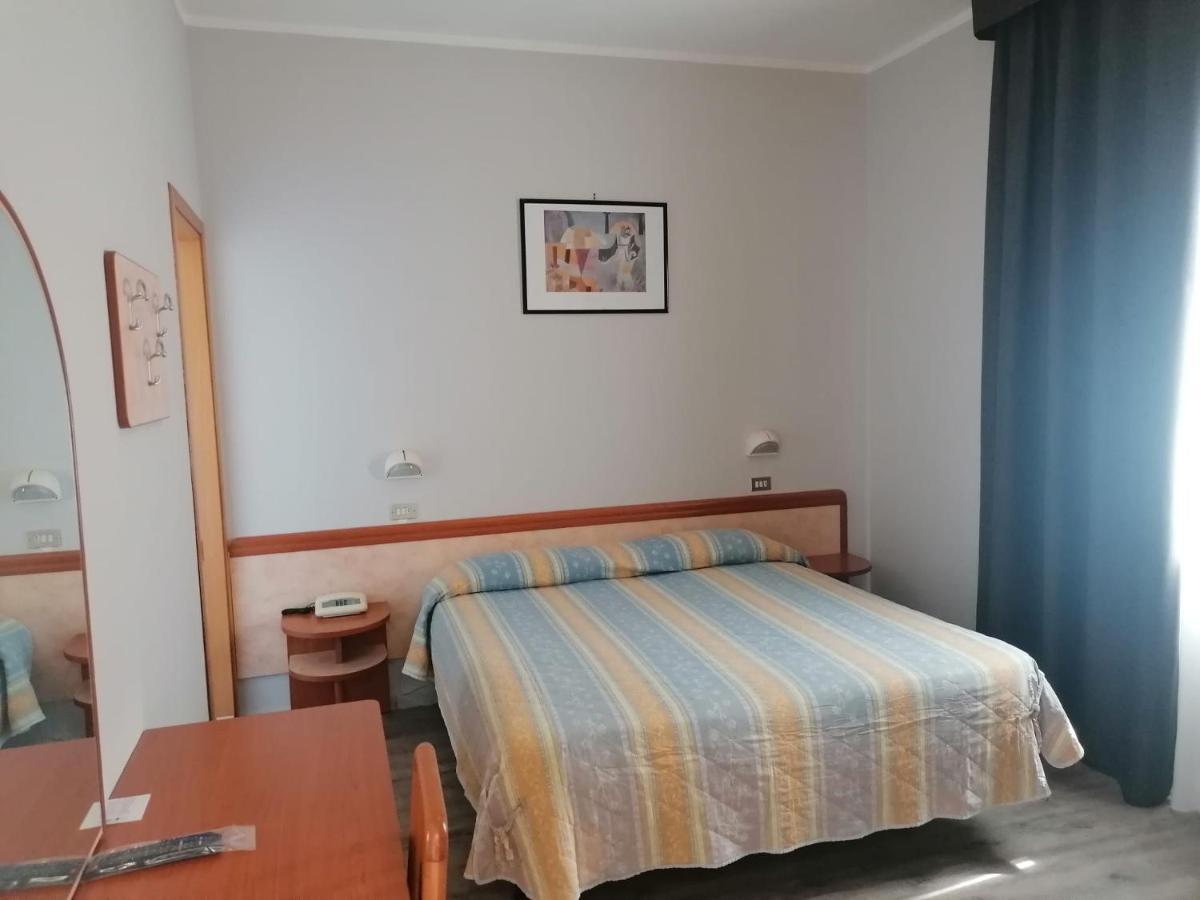 Hotel Roma Residenza Cervia Eksteriør billede