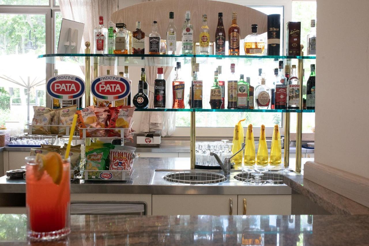 Hotel Roma Residenza Cervia Eksteriør billede