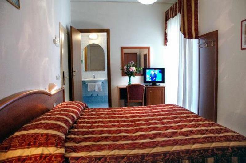 Hotel Roma Residenza Cervia Eksteriør billede