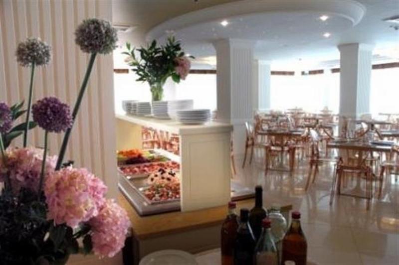 Hotel Roma Residenza Cervia Eksteriør billede