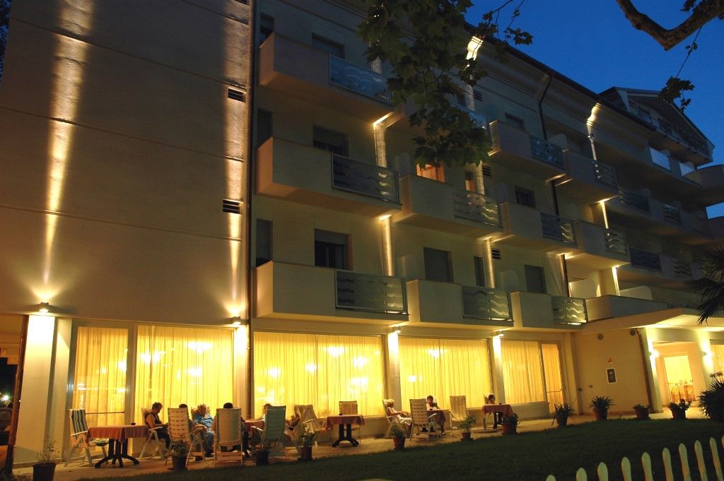 Hotel Roma Residenza Cervia Eksteriør billede